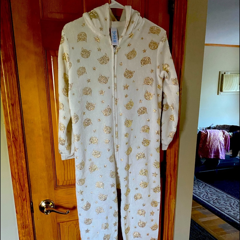 Childrens place one piece kitty pajamas size 14